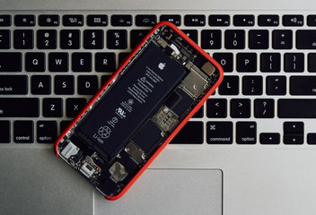 Wollen Sie die Batterie Ihres iPhones austauschen? Nutzen Sie die Vorteile der neuen FixPremium-Batterie!