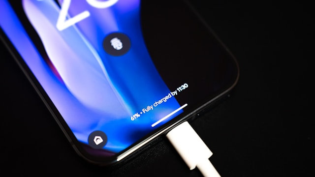 Ladegrenze: warum das iPhone sie nutzt und wie sie Ihnen hilft