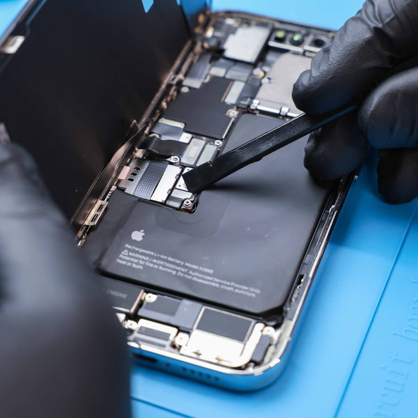 Trennen des Batteriesteckers