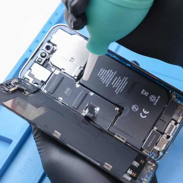 Vorbereitung der iPhone-Oberfläche für den neuen Kleber