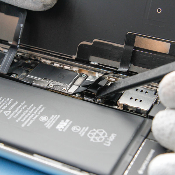 Disconnecting of the battery