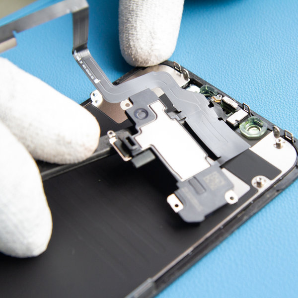 Peeling off the speaker assembly