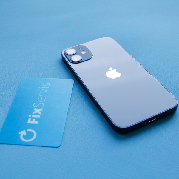 Baue das iPhone wieder zusammen